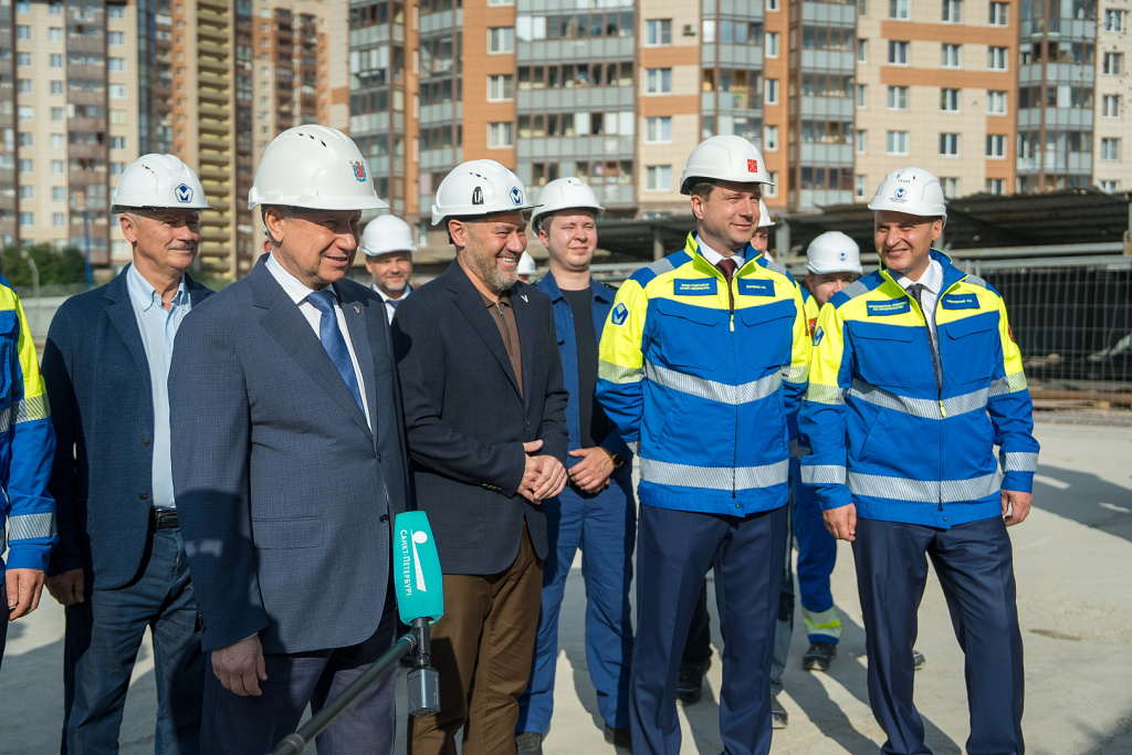Щит «Надежда» завершил проходку Невско-Василеостровской линии метро_4.jpg Щит «Надежда» завершил проходку Невско-Василеостровской линии метро_4.jpg