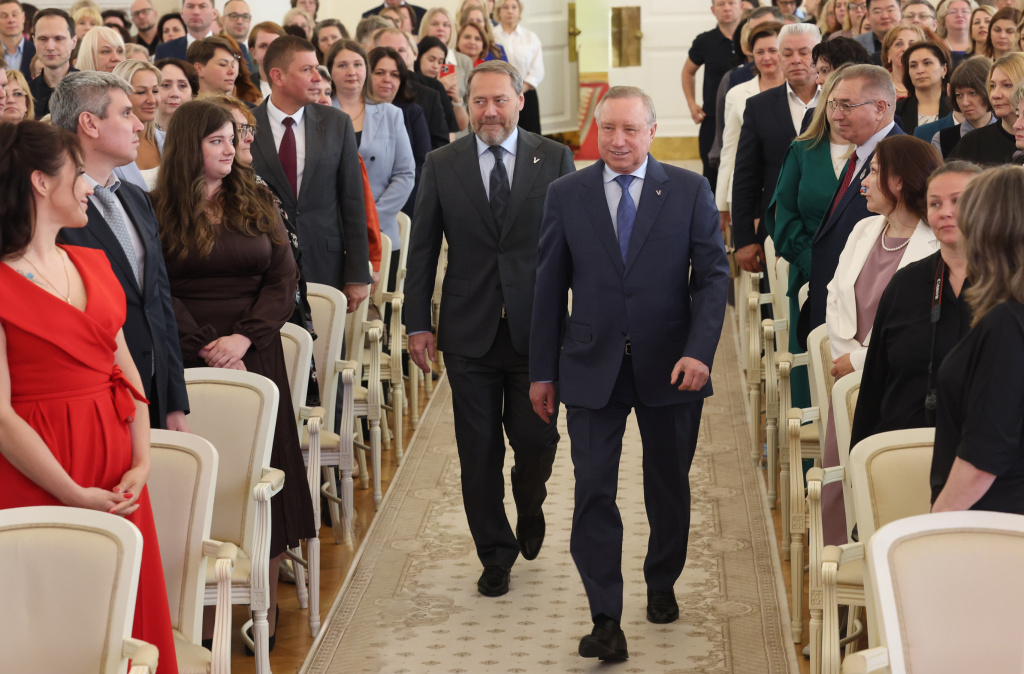 Фото с А.Бегловым и А.Бельским.jpg Фото с А.Бегловым и А.Бельским.jpg