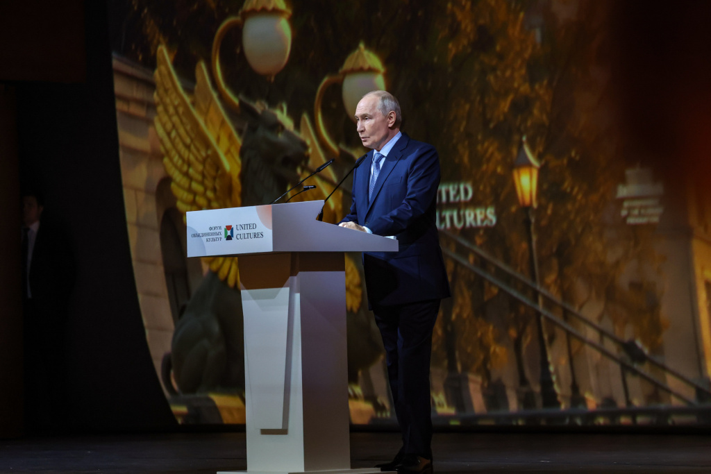 Пресс-служба Правительства Санкт-Петербурга 6.jpg Пресс-служба Правительства Санкт-Петербурга 6.jpg