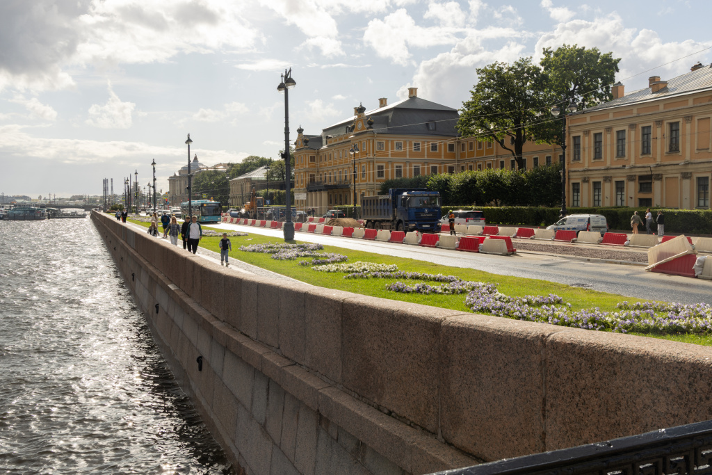 В Василеостровском раионе с опережением более чем на год завершилось строительство водопровода_1.jpg